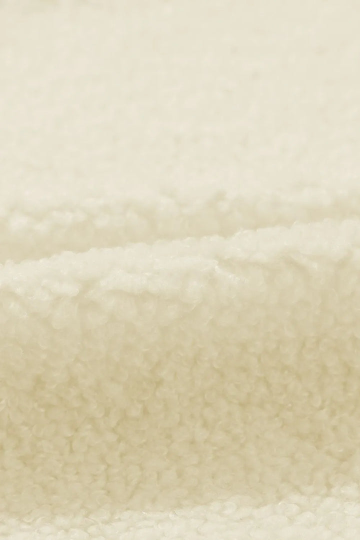 d6828ce1e2ea4779b72fdf3765ff7fcb-Max